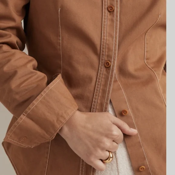 Darted Button Up Shirt In Regenerative Chino. Timber - Picture 12 of 12